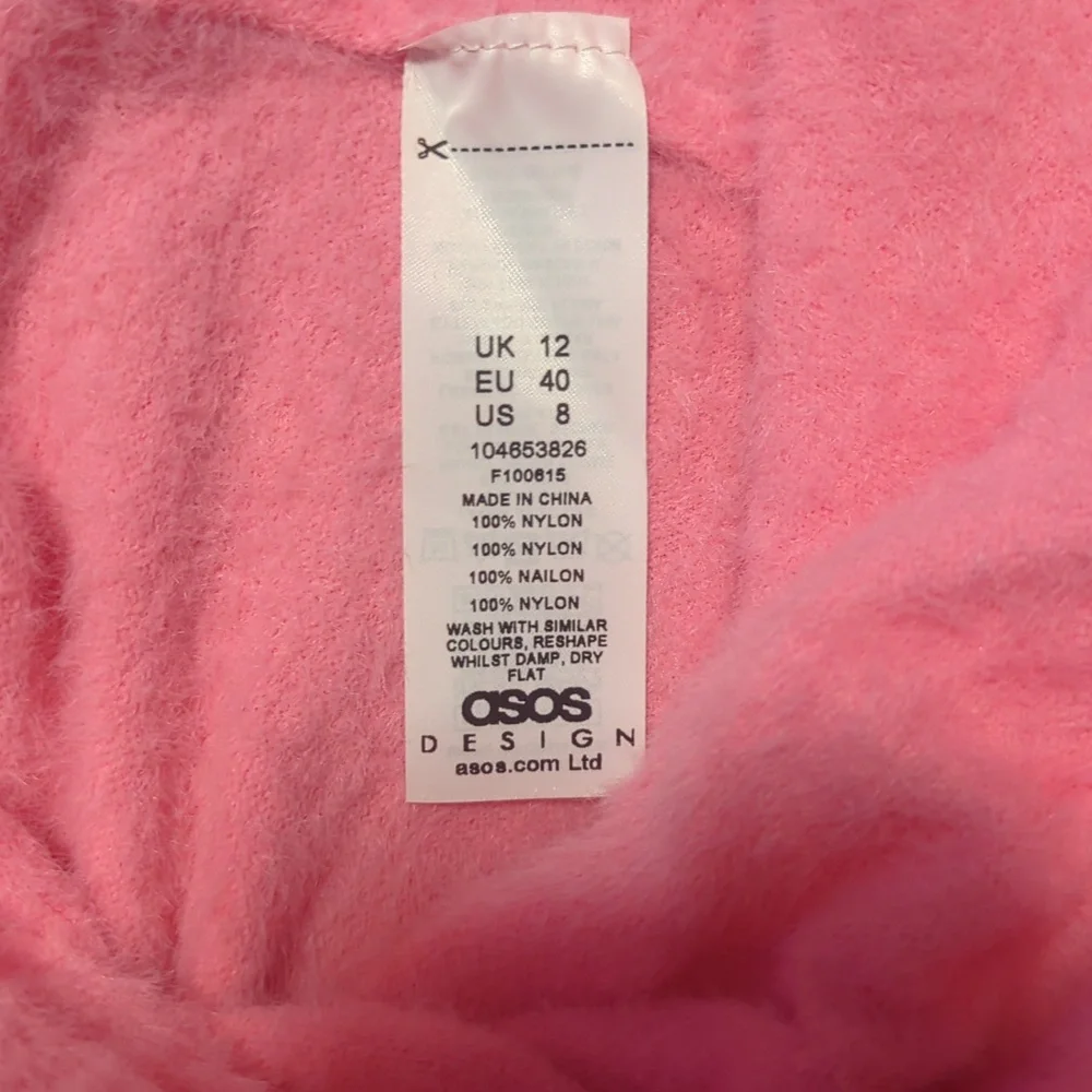 NWOT Asos Designs pink fuzzy shorts - Picture 8 of 9